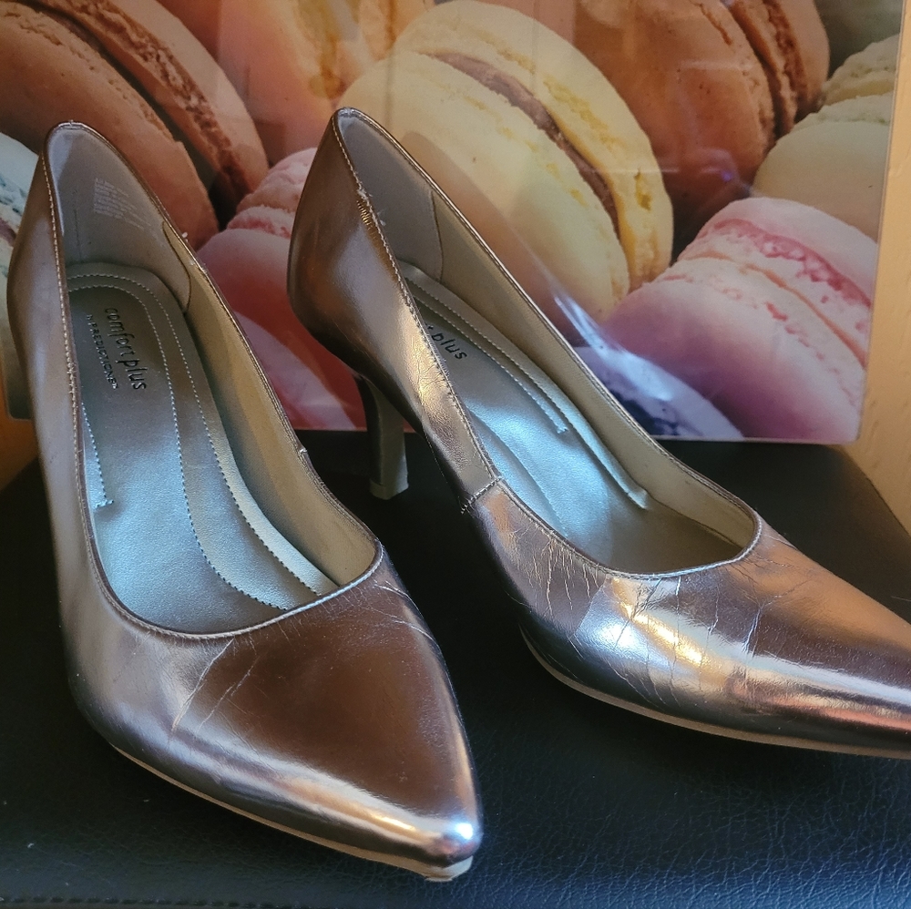 Stunning 😍 rose gold comfort plus pumps